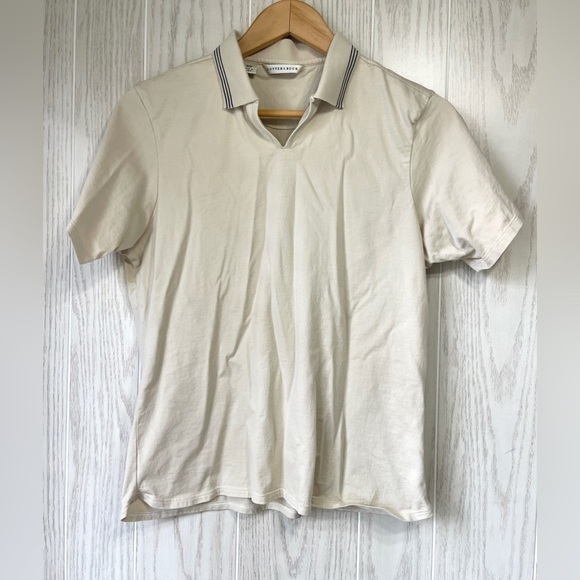 BOGO Cutter and Buck Women’s BOGO Medium Golf Polos (One Navy/One Tan) EUC - Picture 4 of 5